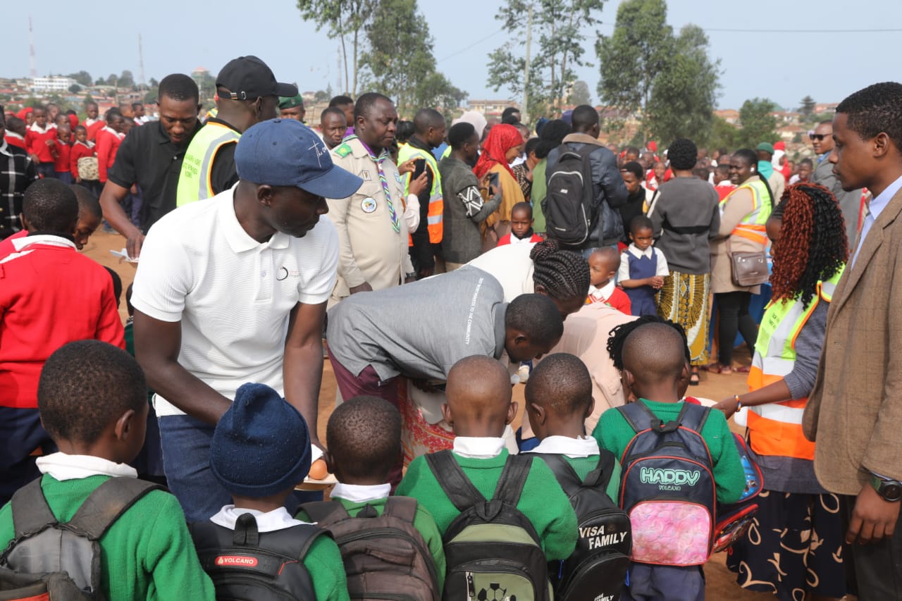 Children receiving nutrition and education outreach
